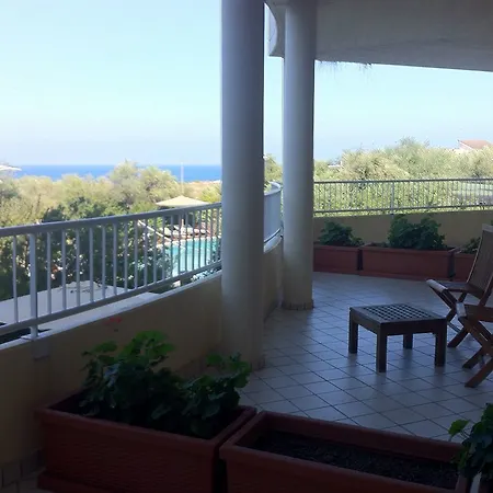 Ibis Styles Bari Ξενοδοχείο 4*