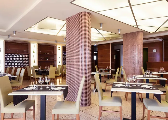 Hotel Ibis Styles Bari 4*