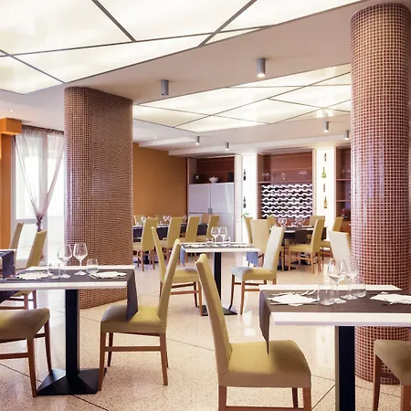 Ibis Styles Bari 4*