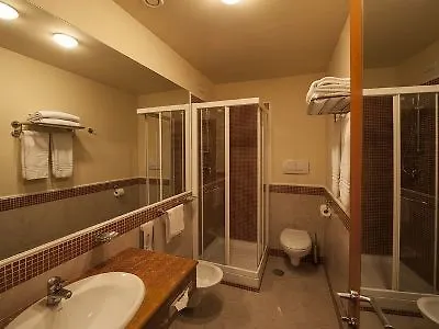 Ξενοδοχείο Ibis Styles Bari 4*